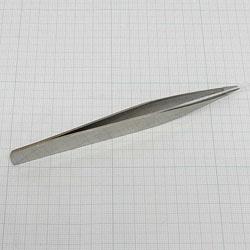 Tweezers